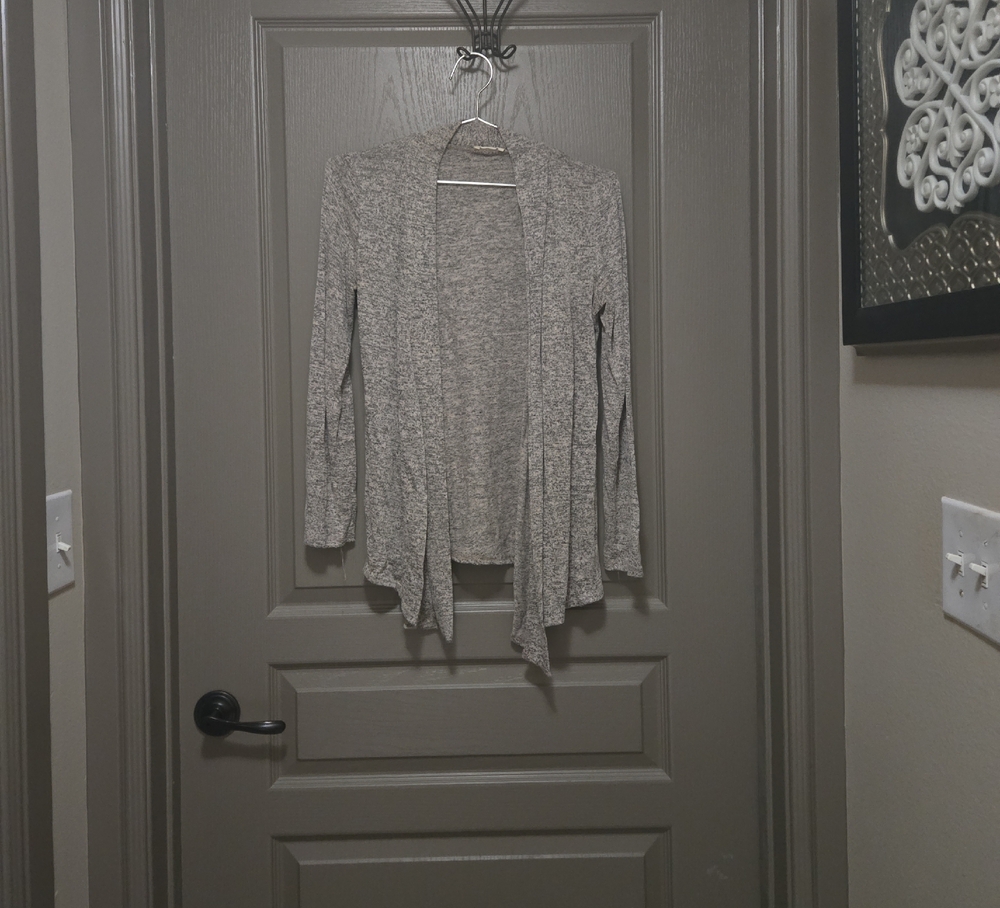 Elegant Gray Cardigan Sweater